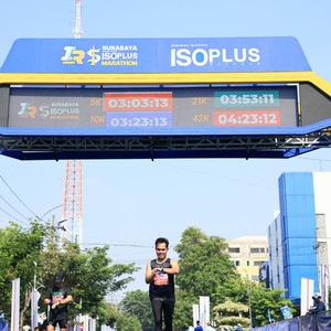 Race photo from SURABAYA ISOPLUS MARATHON 2026