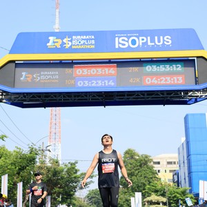 Race photo from SURABAYA ISOPLUS MARATHON 2026