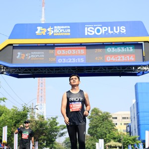Race photo from SURABAYA ISOPLUS MARATHON 2026