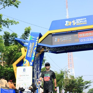 Race photo from SURABAYA ISOPLUS MARATHON 2026