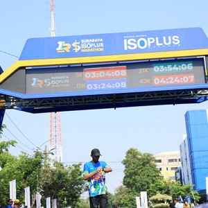 Race photo from SURABAYA ISOPLUS MARATHON 2026