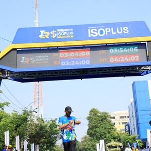 Race photo from SURABAYA ISOPLUS MARATHON 2026
