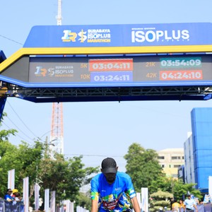 Race photo from SURABAYA ISOPLUS MARATHON 2026
