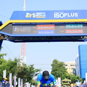 Race photo from SURABAYA ISOPLUS MARATHON 2026