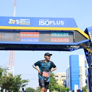 Race photo from SURABAYA ISOPLUS MARATHON 2026