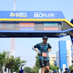 Race photo from SURABAYA ISOPLUS MARATHON 2026