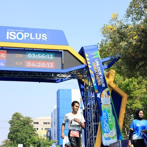 Race photo from SURABAYA ISOPLUS MARATHON 2026