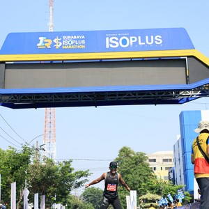Race photo from SURABAYA ISOPLUS MARATHON 2026