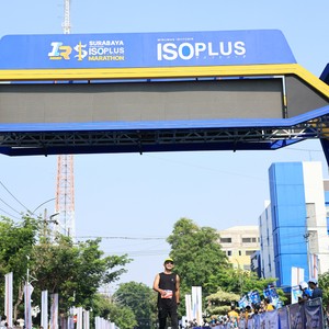 Race photo from SURABAYA ISOPLUS MARATHON 2026
