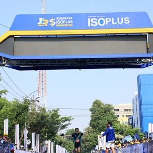 Race photo from SURABAYA ISOPLUS MARATHON 2026