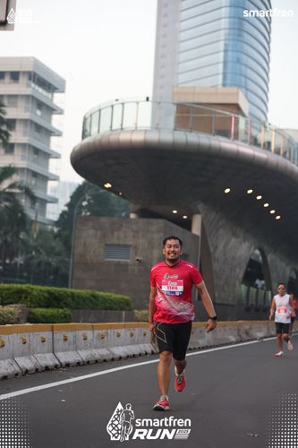Race photo from Smartfren Run 2025 
