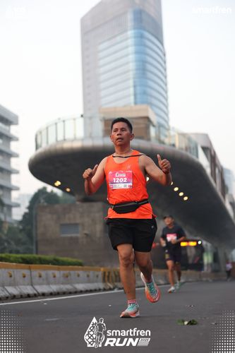 Race photo from Smartfren Run 2025 