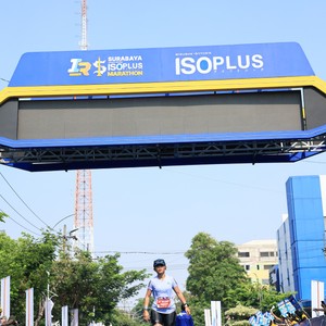 Race photo from SURABAYA ISOPLUS MARATHON 2026