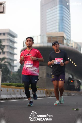 Race photo from Smartfren Run 2025 