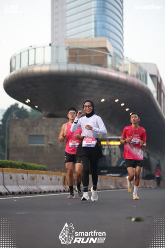 Race photo from Smartfren Run 2025 
