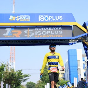 Race photo from SURABAYA ISOPLUS MARATHON 2026