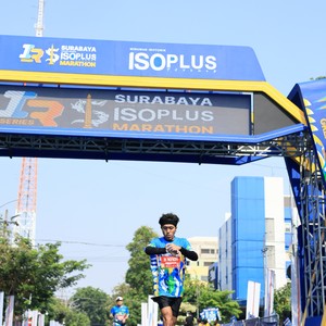 Race photo from SURABAYA ISOPLUS MARATHON 2026