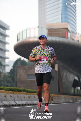 Race photo from Smartfren Run 2025 