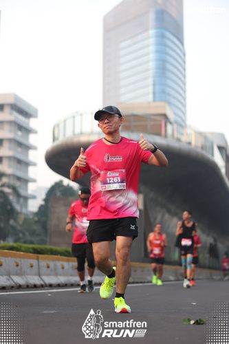 Race photo from Smartfren Run 2025 