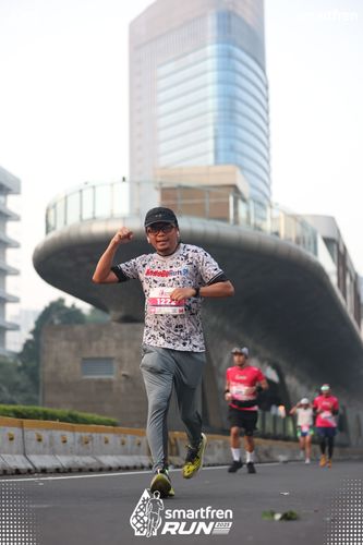 Race photo from Smartfren Run 2025 