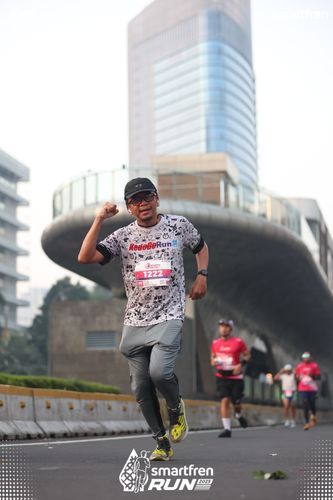 Race photo from Smartfren Run 2025 