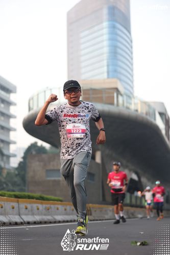 Race photo from Smartfren Run 2025 