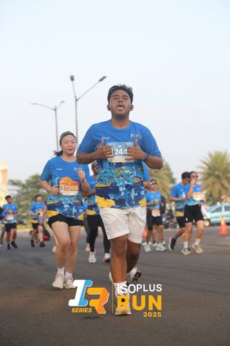 Race photo from ISOPLUS RUN 2025 - JAKARTA