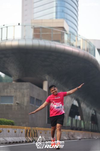 Race photo from Smartfren Run 2025 