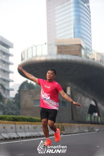 Race photo from Smartfren Run 2025 