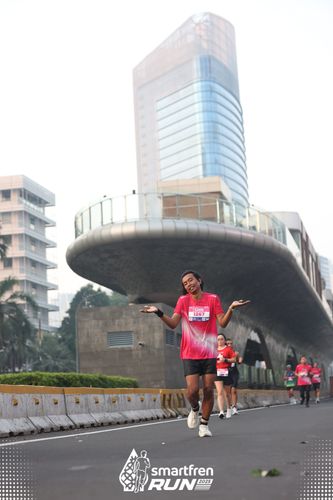 Race photo from Smartfren Run 2025 