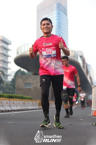 Race photo from Smartfren Run 2025 