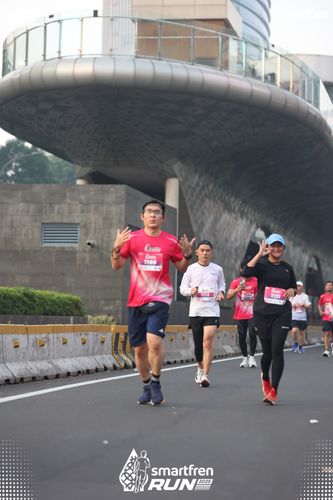 Race photo from Smartfren Run 2025 