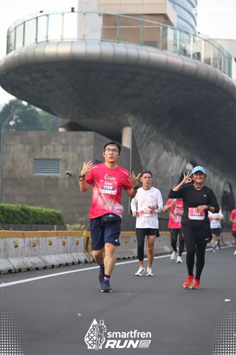 Race photo from Smartfren Run 2025 