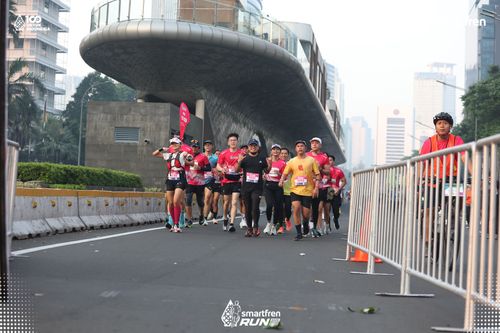 Race photo from Smartfren Run 2025 