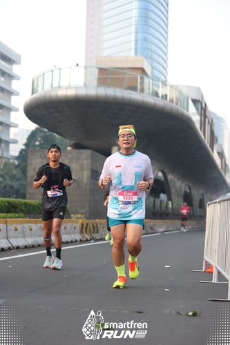 Race photo from Smartfren Run 2025 