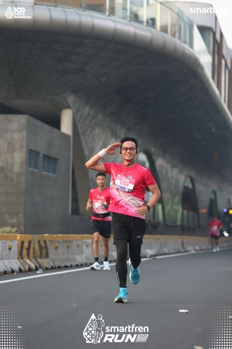 Race photo from Smartfren Run 2025 
