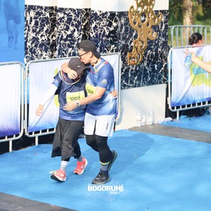 Race photo from BOGORUN 2026