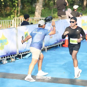 Race photo from BOGORUN 2026