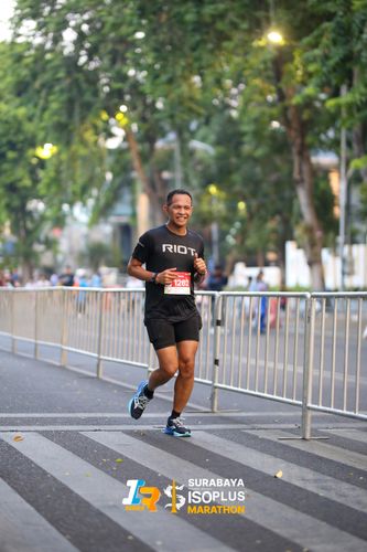 Race photo from SURABAYA ISOPLUS MARATHON 2025
