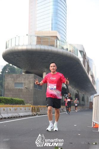 Race photo from Smartfren Run 2025 