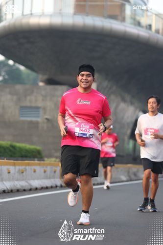 Race photo from Smartfren Run 2025 