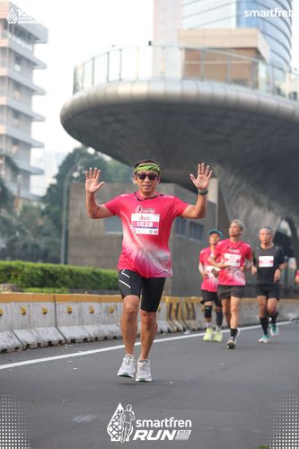 Race photo from Smartfren Run 2025 