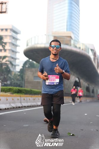 Race photo from Smartfren Run 2025 