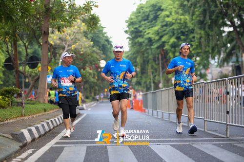 Race photo from SURABAYA ISOPLUS MARATHON 2025