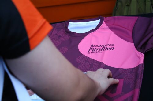 Race photo from Assurance Fun Run 2024