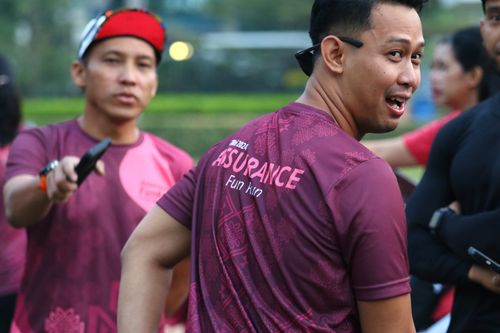 Race photo from Assurance Fun Run 2024