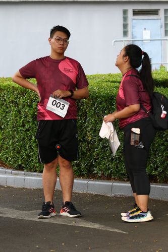 Race photo from Assurance Fun Run 2024