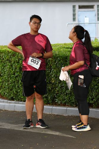 Race photo from Assurance Fun Run 2024