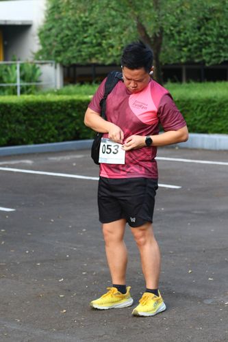 Race photo from Assurance Fun Run 2024