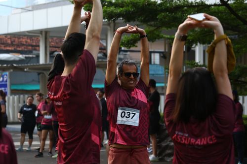 Race photo from Assurance Fun Run 2024